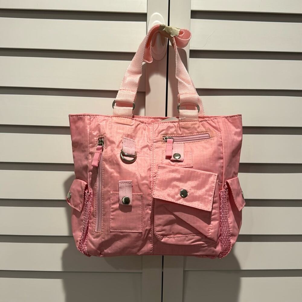 Nylon Shoulder Bag NWT with many pockets perfect for everyday.